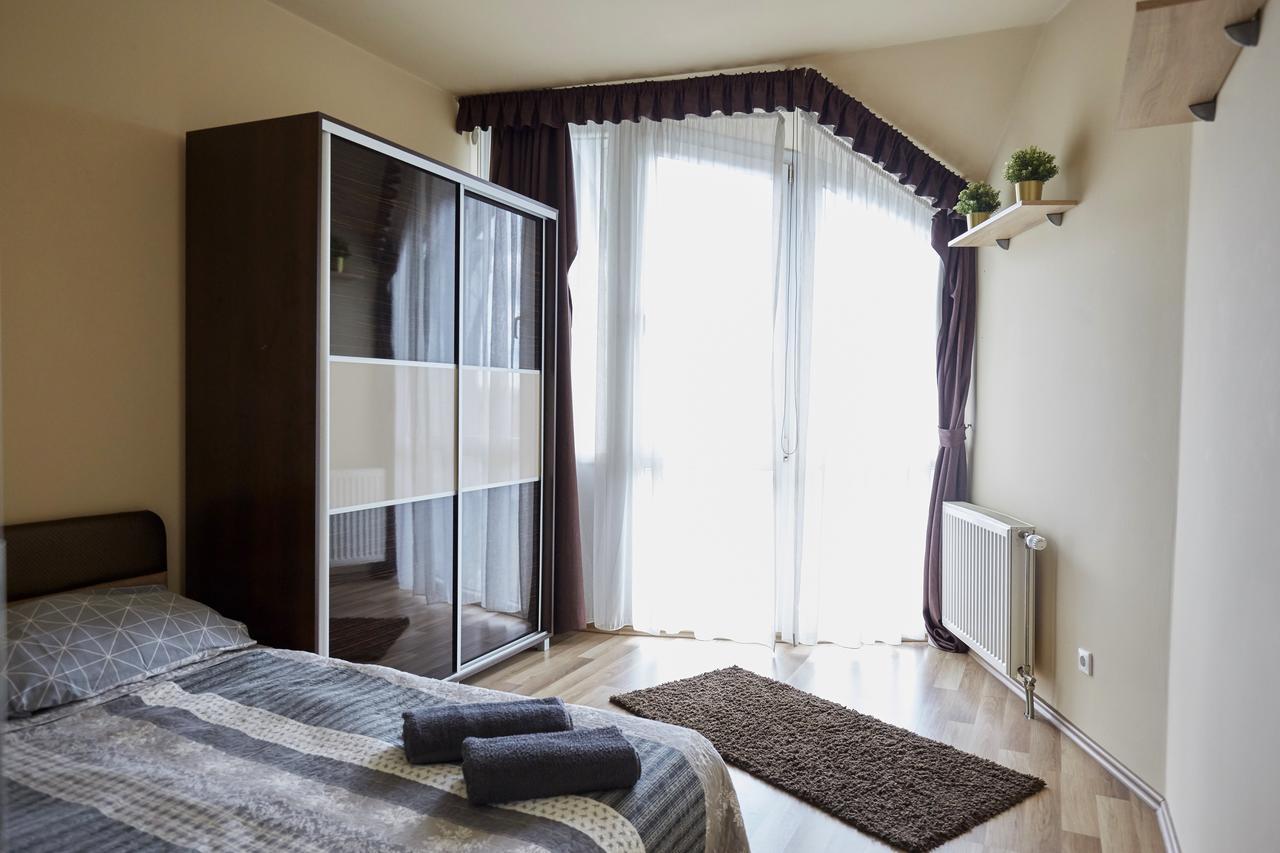 Premium Home Pécs Exteriör bild